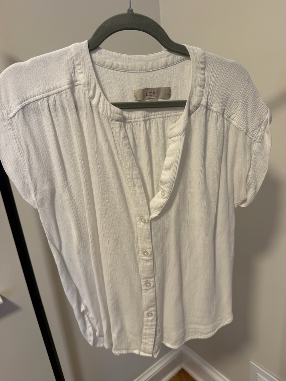 LOFT Cream Short-Sleeve Button Front Peasant Top